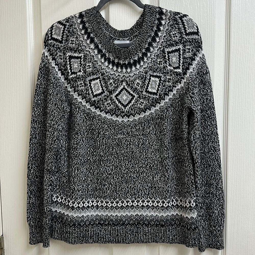 Old Navy sweater size L